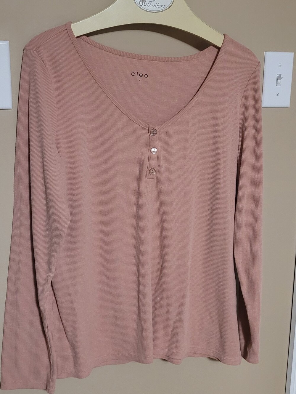 💚10 for $10💚 Bundle and save  Blush Ribbed Henley Top